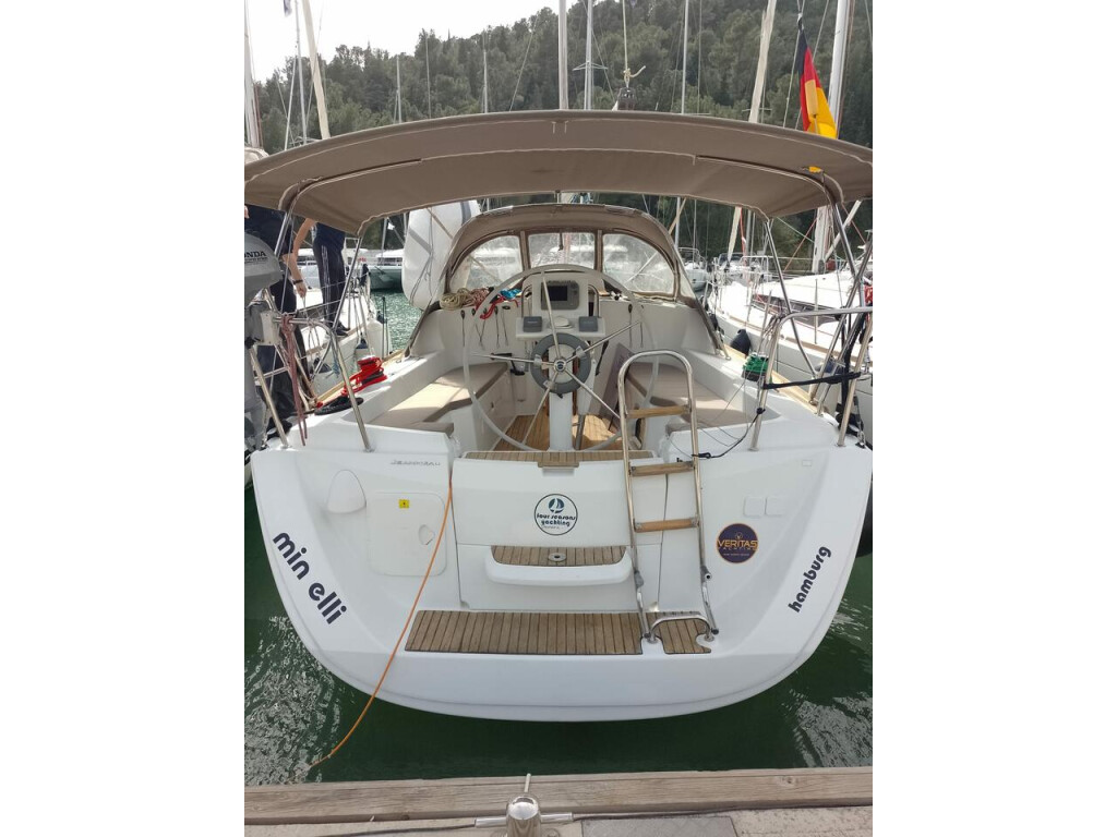 Sun Odyssey 33i, min elli